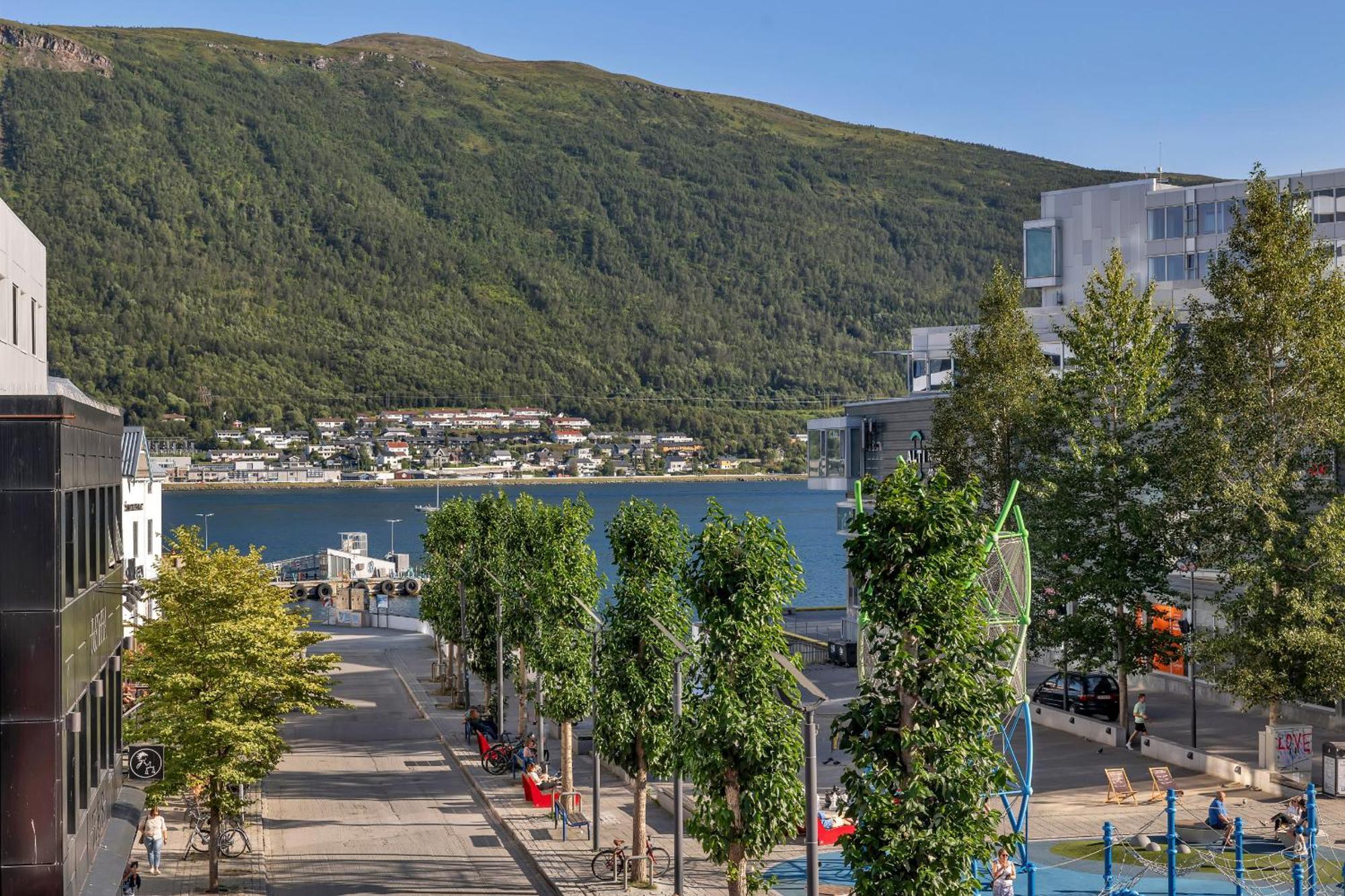 The Loft - Central Top Floor Apartment With 4 Bedrooms Tromsø Zewnętrze zdjęcie